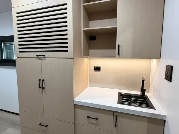 20HCA Internal Kitchen 3