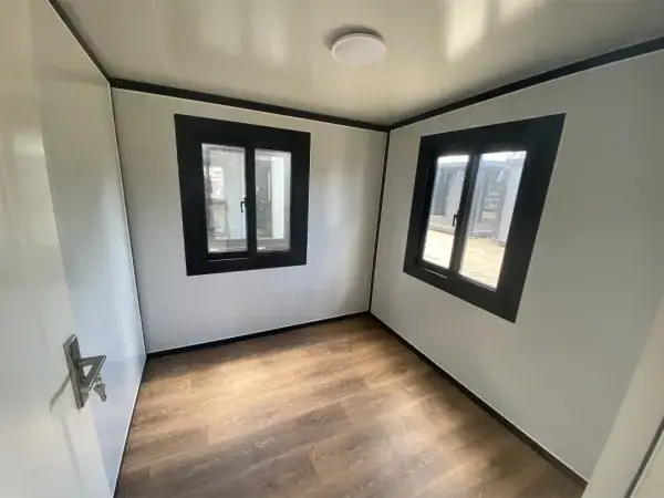 Essential Expander Room 1